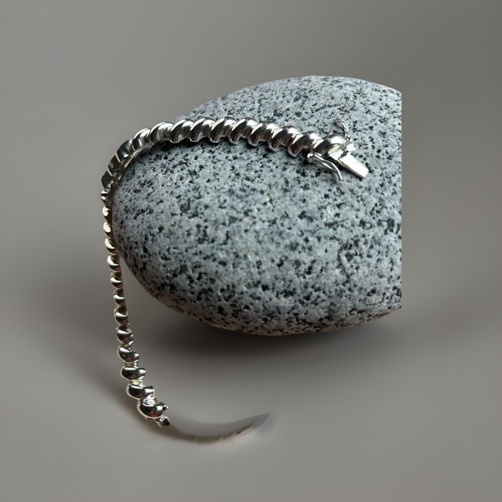 Fine Art Silver Bracelet 7"inch Long 925  half Moon Chain Links